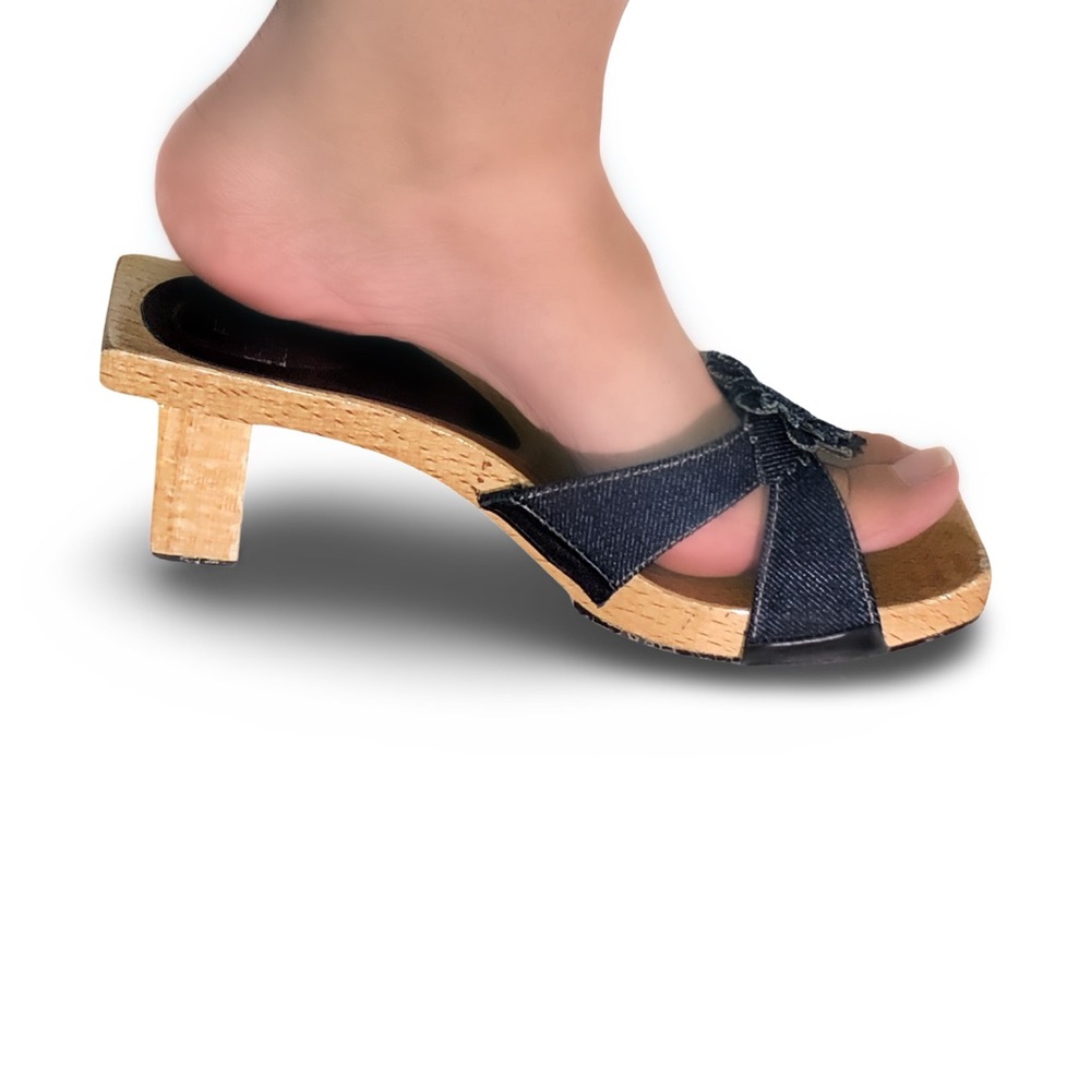 FENDI DAD SANDAL MULE IN BRONZE BROWN SUEDE WITH WHITE FLEECE
